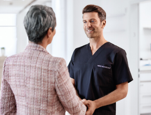 patientin trifft arzt